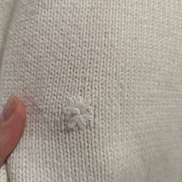 Vintage 100% Cotton Ivory Sweater with embroidered flowers and pearls Size Large - Picture 5 of 10